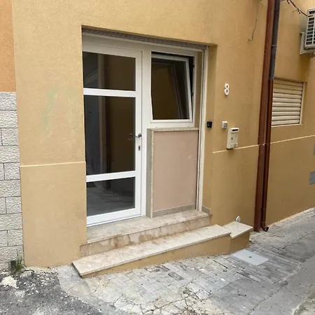 Recente Costruzione, Centrale, Tutti I Comfort Holiday home *